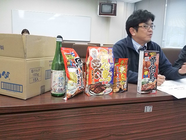 公明党豊中市議会議員団9名で、丸亀市に視察